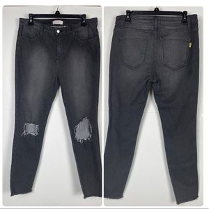 Vibrant Raw Hem distressed Black Washed Jeans Size 15